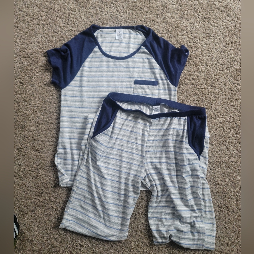 BORN 2pc  size Medium Striped Blue and White lounge wear